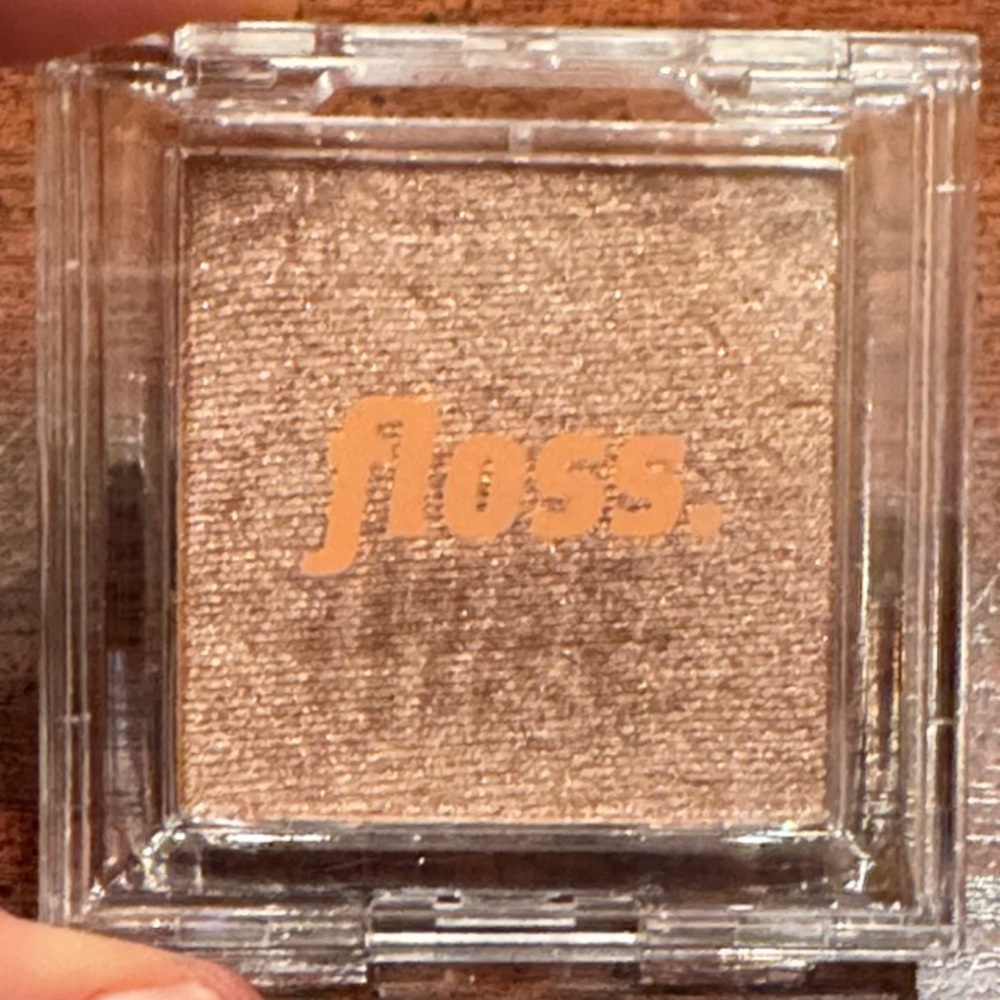 Floss Shimmer Brighten Up Highlighter in Sunset